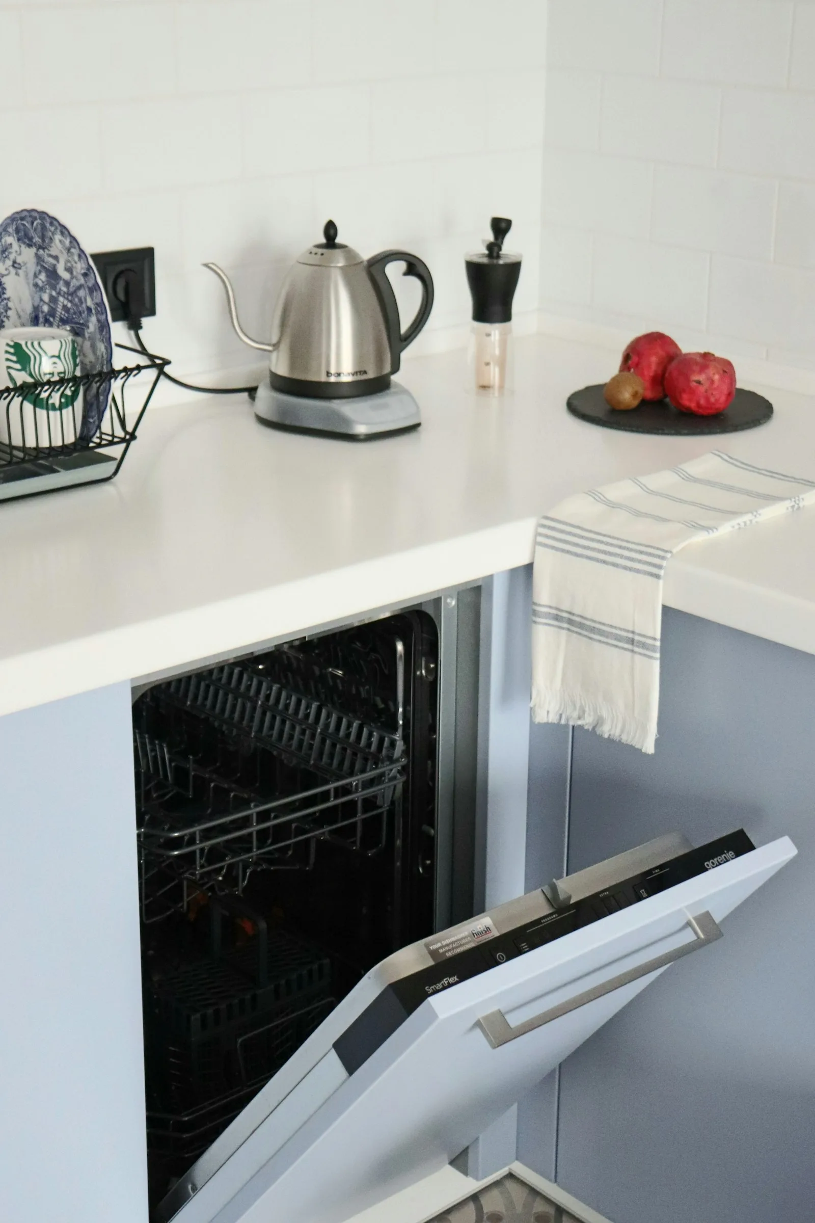 Frigidaire Dishwasher FDSP4501AS