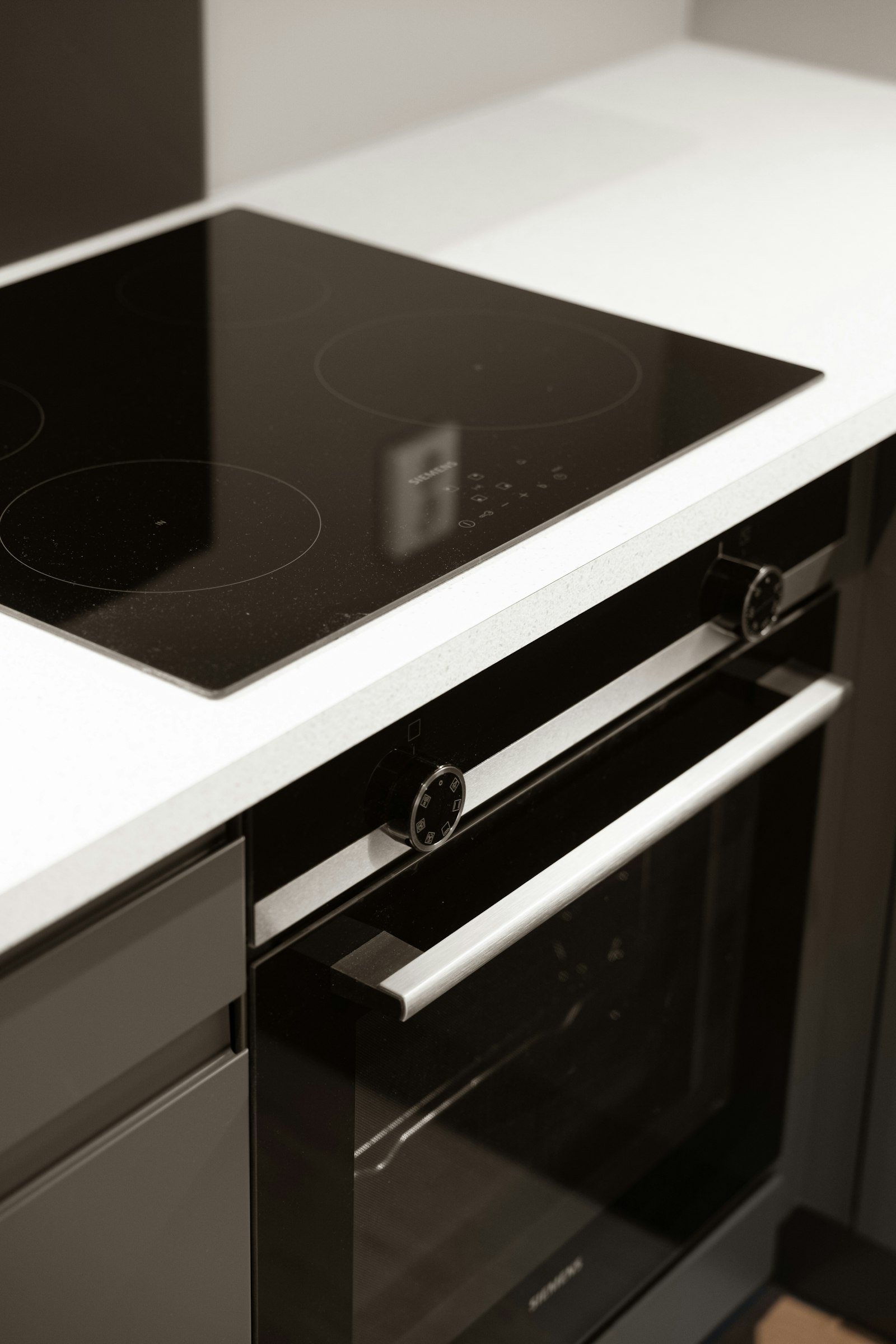 Frigidaire Oven FCWS2727AS